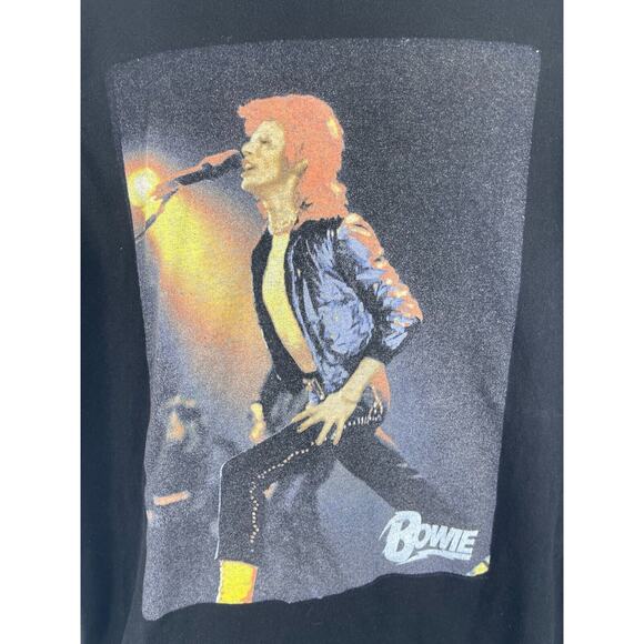 David Bowie T Shirt Mens M Black Retro Rock Tee Missing Size Tag Small Stain - Picture 2 of 8